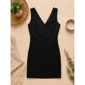 Club Monaco Black Sheath Dress Size 00 Sleeveless V-Neck Cocktail Career Mini Dr